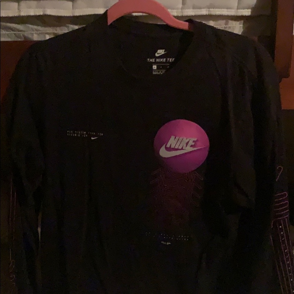 New nike long sleeve